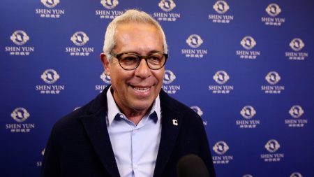 Shen Yun : « Inoubliable », « du bonheur pour plusieurs semaines, plusieurs mois ! », selon un directeur de banque