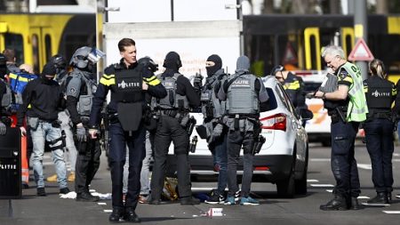 Pays-Bas: plusieurs blessés lors d’une fusillade dans un tramway (police)