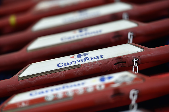    Le groupe de grande distribution Carrefour compte supprimer plus de 1 200 postes dans ses hypermarchés français en 2019. (Photo : LOIC VENANCE/AFP/Getty Images)