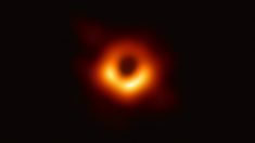 Espace : première image d’un trou noir, une avancée historique !