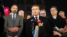 Notre Dame de Paris, défigurée mais encore debout, sera « rebâtie » promet Emmanuel Macron