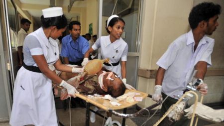 Au moins 80 blessés dans les explosions dans les églises srilankaises (responsable hospitalier)