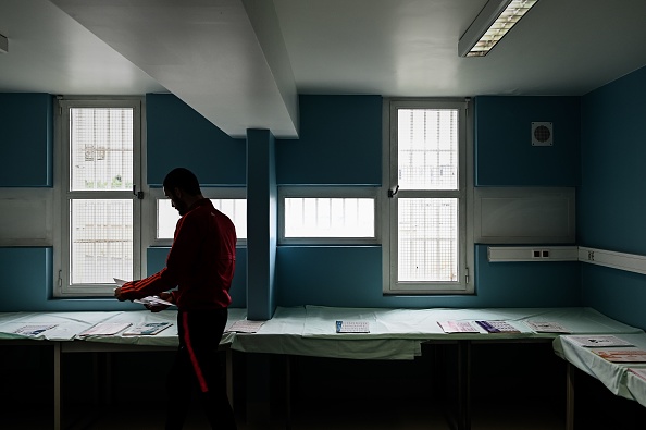 Les détenus votent pour les prochaines élections européennes jusqu'au 22 mai 2019 à la prison de Fleury-Merogis (Essonne). Photo : PHILIPPE LOPEZ/AFP/Getty Images)