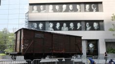 Émotions, réflexions et souvenirs autour d’une exposition sur Auschwitz à New York