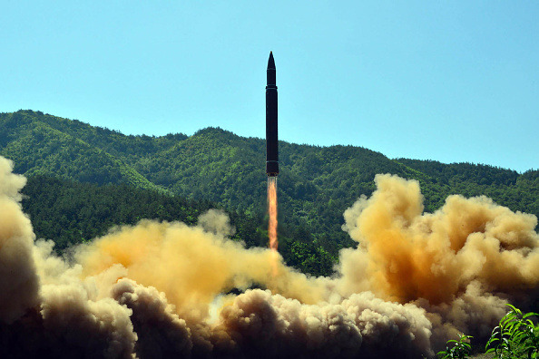 -Illustration- L’agence officielle coréenne de presse nord-coréenne, montre le succès du tir d'essai de missile. Photo STR / AFP / Getty Images.
