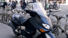 Paris : le stationnement des motos et scooters devient payant dès 2022