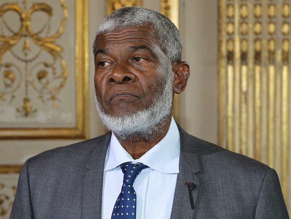 -Le président du conseil départemental de Mayotte, Soibahadine Ibrahim Ramadani, assiste à une réunion sur les territoires d'outre-mer français le 29 juin 2018 dans la résidence du Premier ministre à Paris. Photo de JACQUES DEMARTHON / AFP / Getty Images.