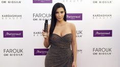 Critiquée au Japon, Kim Kardashian débaptise sa gamme de lingerie « Kimono »