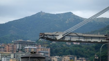« Les cris de dessous les décombres » du pont Morandi ont traumatisé Federico
