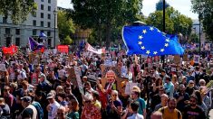 Brexit: des Britanniques manifestent contre le « coup d’Etat » de Boris Johnson