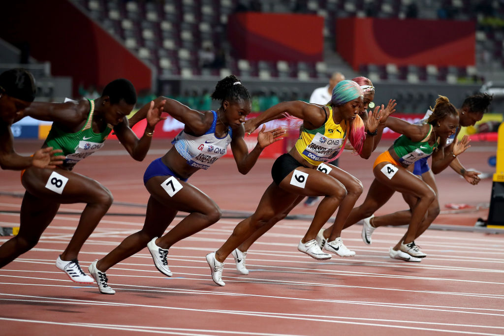 Une sprinteuse jamaïcaine remporte la médaille d’or au 100m féminin aux