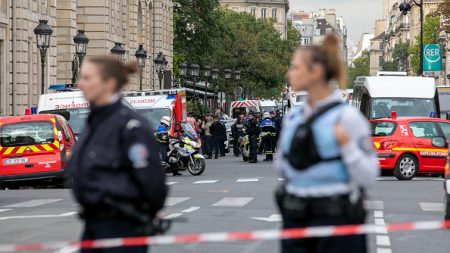 Attaque à la préfecture : l’opposition LR va demander une commission d’enquête à l’Assemblée