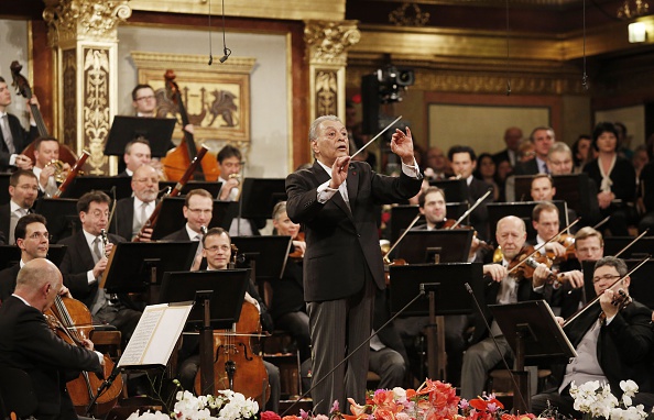 -Le chef d'orchestre indien Zubin Mehta se produira en Israël avant son départ à la retraite de l'orchestre philharmonique israélien. Photo DIETER NAGL / AFP / Getty Images.