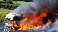 Un chauffeur sauve des vies, mais sacrifie sa propre vie en éloignant un camion en feu avant qu’il n’explose