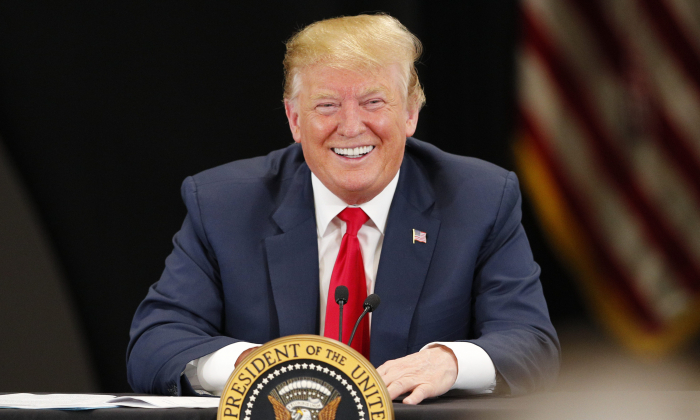 Le président Trump le 15 avril 2019 à Burnsville, Minnesota. (Adam Bettcher/Getty Images)