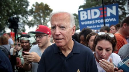 Facebook rejette la demande de la campagne de Joe Biden d’interdire la publicité de Donald Trump