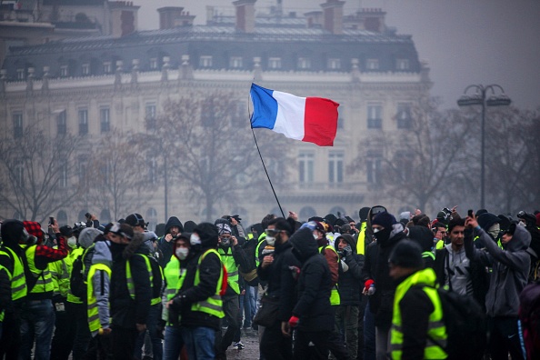 Manifestation de "Gilets jaunes" à Paris en décembre 2018. (Photo /AFP via Getty Images)