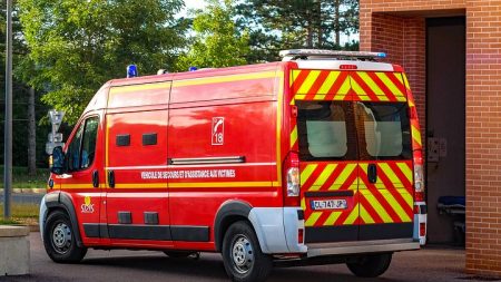 Gironde : une fillette de 11 ans et son frère fauchés par une voiture sans permis