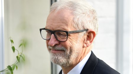 GB : Corbyn s’excuse après la défaite historique du Labour