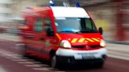 Un car scolaire se renverse, une vingtaine d’élèves légèrement blessés dans le Gers