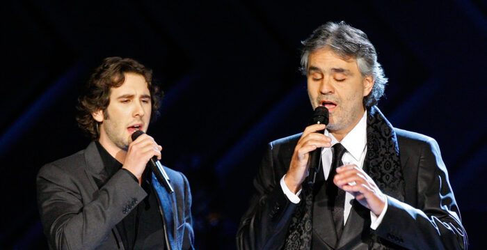 Andrea Bocelli Et Josh Groban Chantent Un Superbe Duo «We Will Meet ...