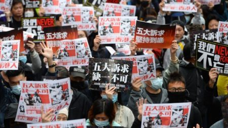 Plus d’un million de Hongkongais célèbrent le nouvel an en descendant dans la rue pour renouveler leurs revendications