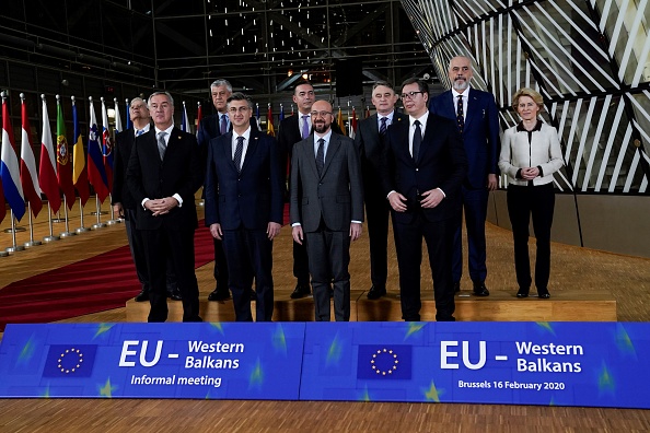 Le sommet UE-Balkans occidentaux au siège de l'UE à Bruxelles le 16 février 2020. (Photo : KENZO TRIBOUILLARD/AFP via Getty Images)