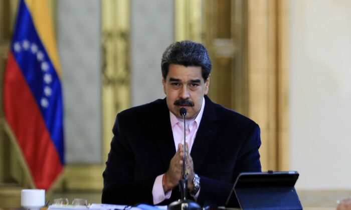 Nicolas Maduro au palais présidentiel Miraflores à Caracas ( JHONN ZERPA/Venezuelan Presidency/AFP via Getty Images)