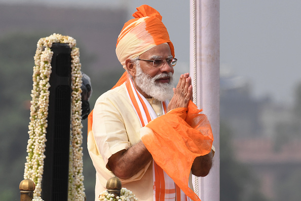 -Le Premier ministre indien Narendra Modi après son discours à la nation lors d'une cérémonie pour célébrer le 74e jour de l'indépendance de l'Inde, au Fort Rouge de New Delhi le 15 août 2020. Photo de Prakash SINGH / AFP via Getty Images.