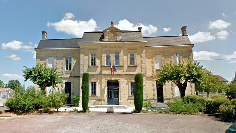 Mairie de Saint-Philippe d'Aiguille (Gironde) - Google maps