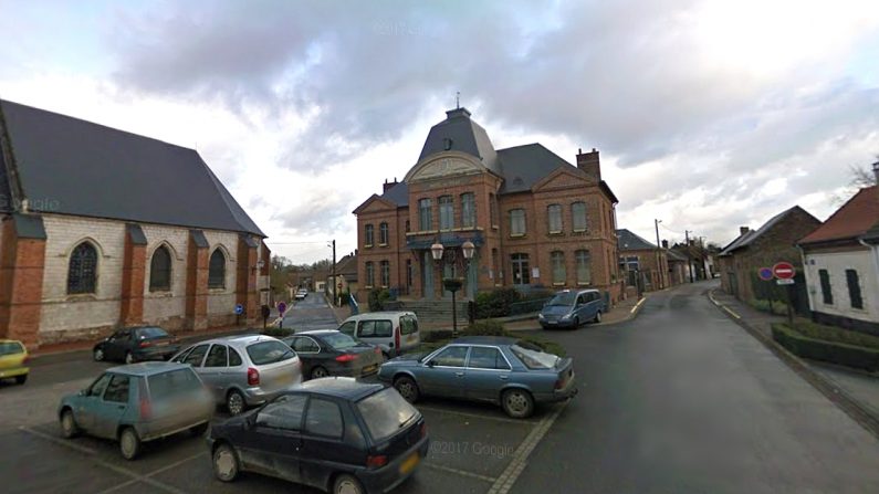 Mairie Hallencourt - Somme - Google Maps