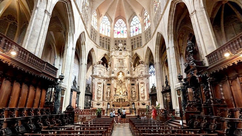 Cathédrale Saint-Etienne à Toulouse - Google maps