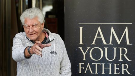 L’acteur britannique Dave Prowse, qui a incarné Dark Vador, est mort à l’âge de 85 ans