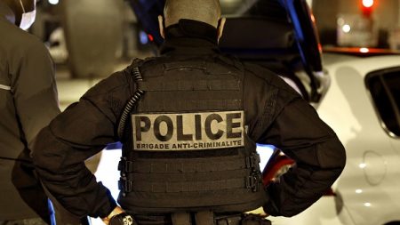 Seine-et-Marne : un policier gravement blessé percuté par ses collègues qui poursuivait un chauffard