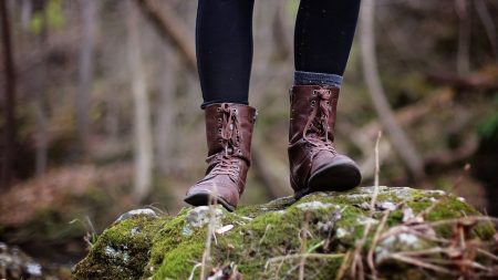 « Je suis paysanne et fière de l’être »: installée en Auvergne, Amandine se lance dans le concours Miss France agricole