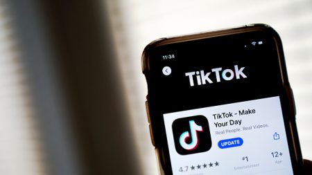 « Jeu du foulard » sur TikTok : une fillette âgée de 10 ans meurt asphyxiée en Italie