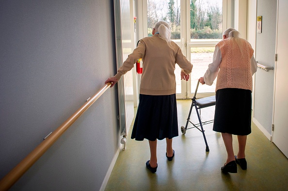 Image d'illustration : des jumelles centenaires. (GUILLAUME SOUVANT/AFP via Getty Images)