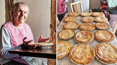 Une femme de 89 ans devient une star des médias sociaux après avoir confectionné des centaines de tartes pour des personnes dans le besoin