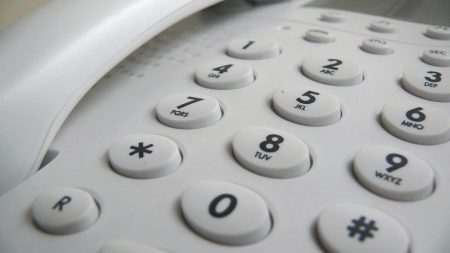 Dordogne : 200 foyers en panne de téléphone fixe depuis un mois