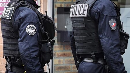 Selon une enquête, la confiance des Français envers la police atteint 73%