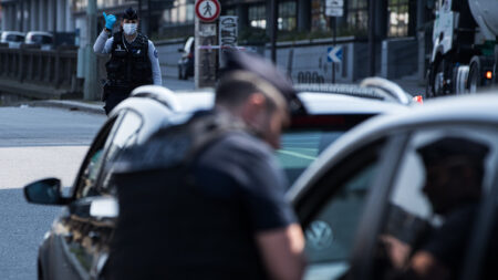 « Un délinquant peut rentrer chez lui tranquillement » : les policiers ont interdiction d’effectuer des courses-poursuites dans le Val-d’Oise