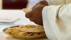 Pédocriminalité dans l’Église : trois personnalités appellent à la « démission collective des évêques » catholiques