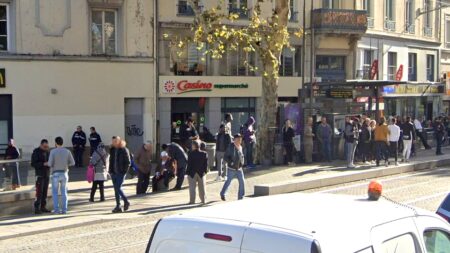 Guillotière à Lyon : Carrefour contraint de fermer à 17h à cause de l’insécurité