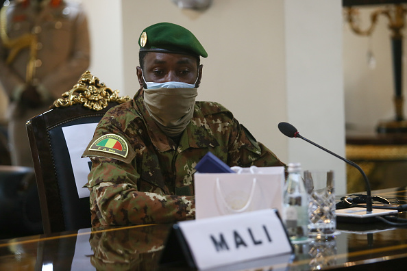 -Assimi Goita, président du Comité national pour le salut du peuple (CNSP) au Mali, ne comprend pas les sanctions de la CEDEAO. Photo de NIPAH DENNIS / AFP via Getty Images.