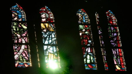 Le « rayon vert » de la cathédrale de Strasbourg disparaît, la population affligée