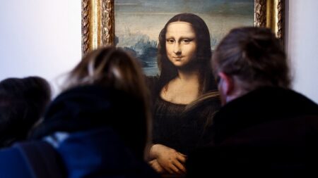 Musée du Louvre : « La Joconde » entartée par un homme qui déclare avoir agi « pour la planète »