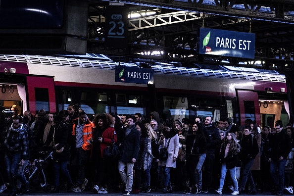 Gare de l'Est à Paris. (CHRISTOPHE ARCHAMBAULT/AFP via Getty Images)
