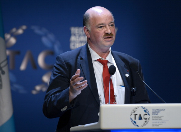 Le professeur de criminologie français Alain Bauer.  (PHILIPPE DESMAZES/AFP via Getty Images)