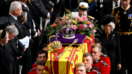 Les funérailles de la reine Elizabeth II suivis dans le monde entier