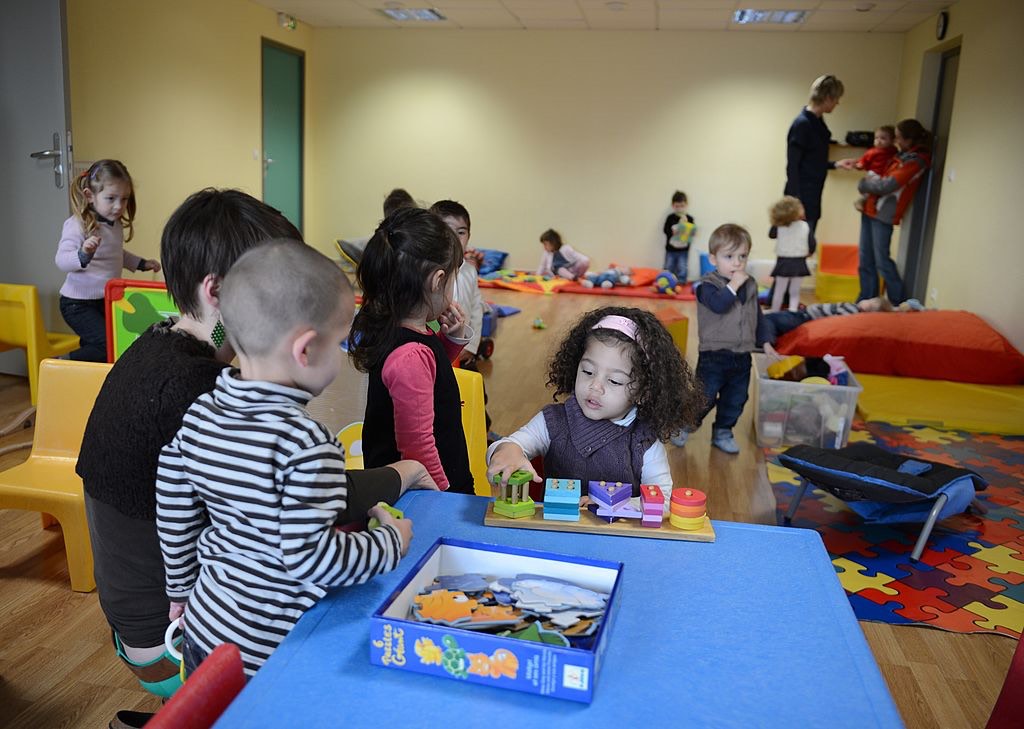 Crèches : la ministre Agnès Canayer annonce une réforme du mode de financement "d'ici 2028"